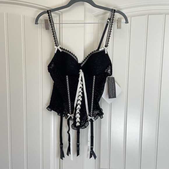 cinema etoile Other - NWT lace corset top tank with ribbon size medium